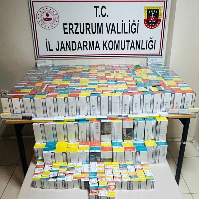 Erzurum'da otobüste 5 bin 299 paket kaçak sigara ele geçirildi