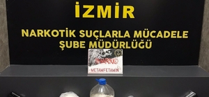 İzmir'de 5 kilo 403 gram sentetik uyuşturucu ele geçirildi