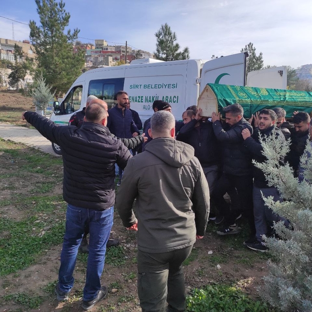 GÜNCELLEME 4 - Siirt'te maden ocağında göçük meydana geldi