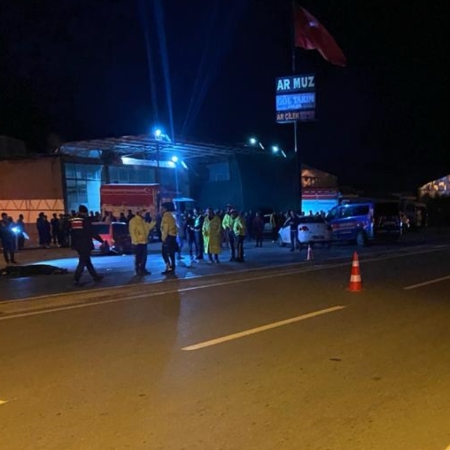 Mersin'de kamyonun çarptığı çocuk öldü