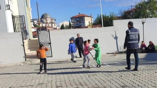 Kırklareli'nde okul çevrelerinde denetim yapıldı