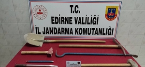 Edirne'de kaçak kazı yapan 2 şüpheli gözaltına alındı