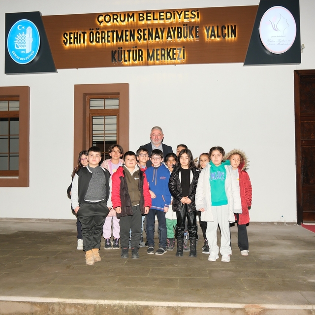 Şehit Aybüke öğretmenin adı memleketindeki kültür merkezinde yaşatılıyor