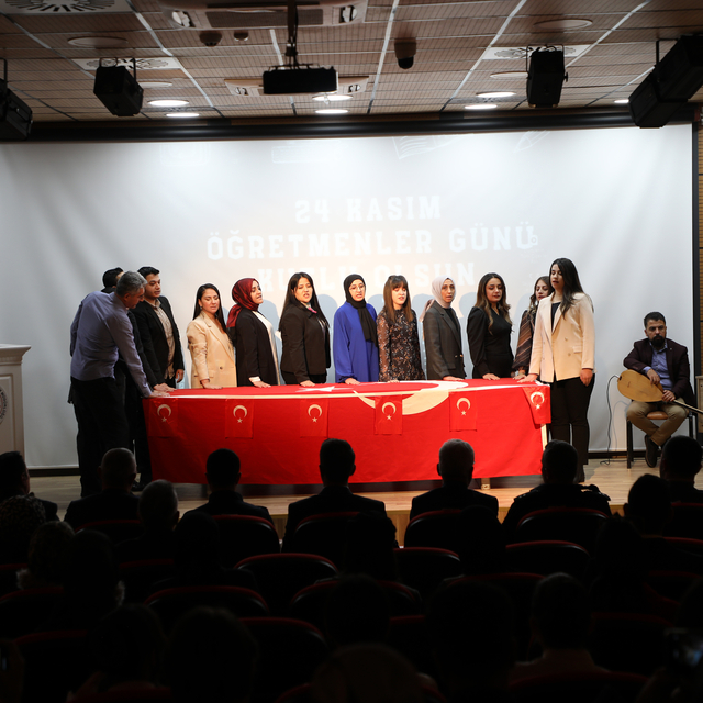 Darende'de 24 Kasım Öğretmenler Günü kutlandı