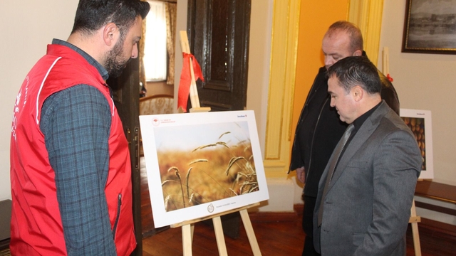 Ardahan'da "13. Tarım Orman ve İnsan" fotoğraf sergisi açıldı