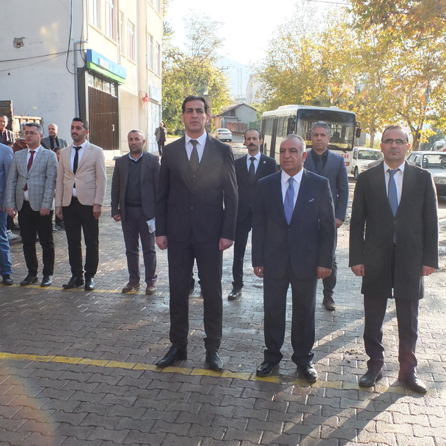 Keban'da "24 Kasım Öğretmenler Günü" kutlandı