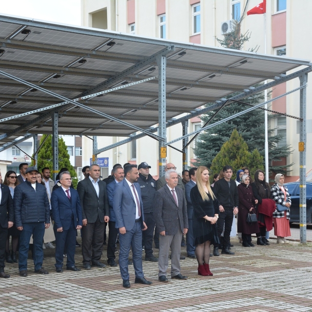Tokat'ın Sulusaray ve Yeşilyurt ilçelerinde Öğretmenler Günü kutlandı
