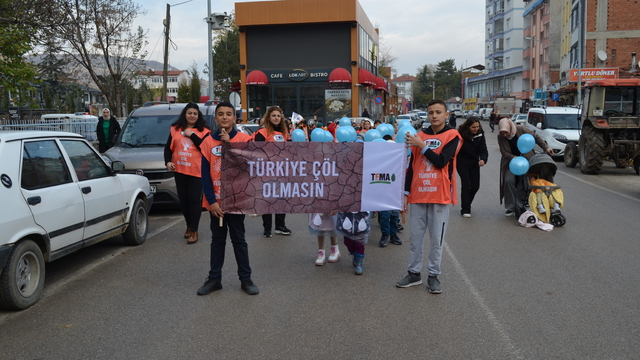 Şabanözü ilçesinde erozyonla mücadele yürüyüşü düzenledi