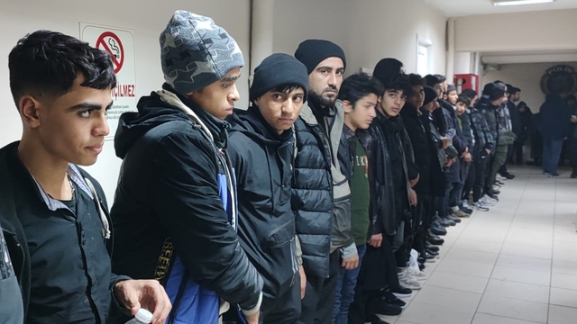 Kırklareli'nde 41 düzensiz göçmen yakalandı