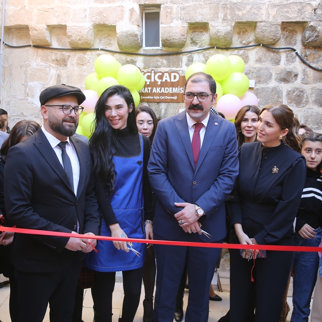 Mardin'de çocuk ve gençler için "Sanat Okulu" açıldı