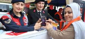 Aydın İl Jandarma Komutanlığı KADES bilgilendirme çalışması yaptı