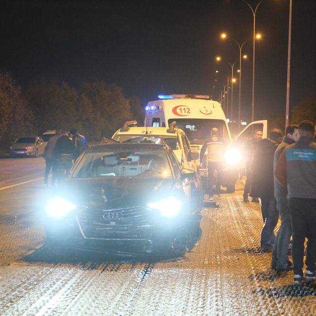 Konya'da zincirleme trafik kazasında 5 kişi yaralandı