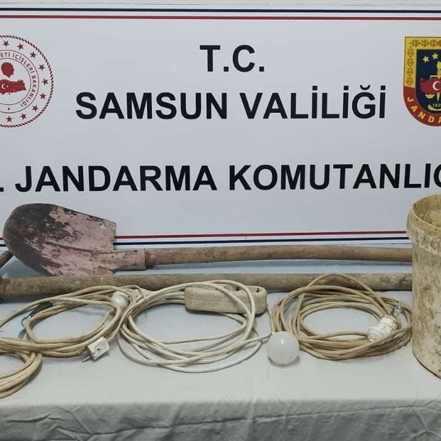 Samsun'da kaçak kazı yapan 2 kişi suçüstü yakalandı