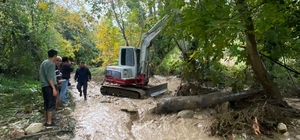 Muğla'da kuvvetli rüzgar ve sağanak yaşamı olumsuz etkiledi