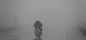 Hatay'da sis nedeniyle görüş mesafesi düştü