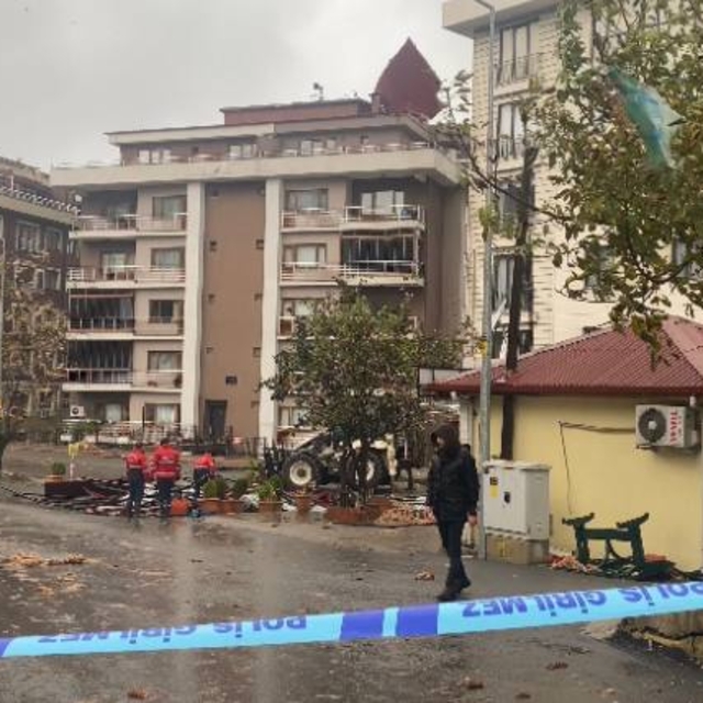 Zonguldak'ta fırtına yeniden etkisini gösterdi