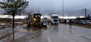 Sağanak nedeniyle kapanan Kırıkkale-Samsun kara yolu ulaşıma açıldı