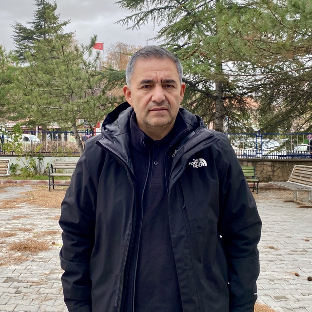 GÜNCELLEME - Kırşehir'de kuvvetli rüzgar nedeniyle kopan çatı stadın atleti...