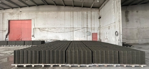 Kayseri'de ilçelere 10 ayda 250 bin metrekare kilit parke taşı teslim edild...