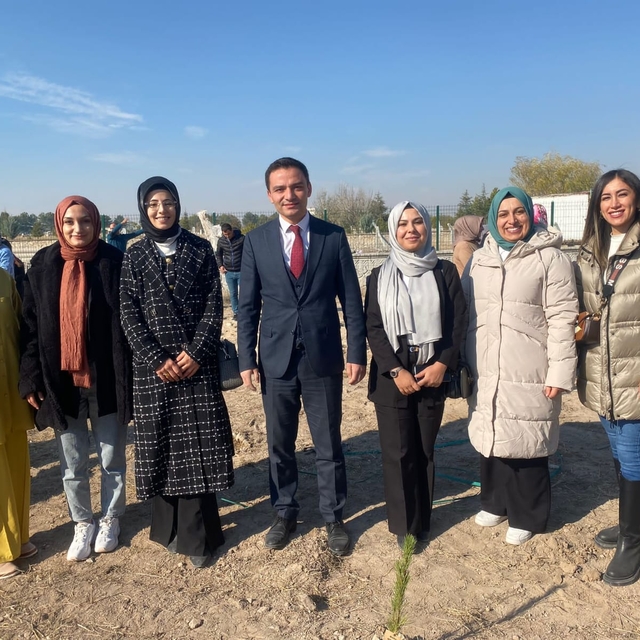 Aksaray'da anaokulu öğrencileri hatıra ormanı oluşturdu