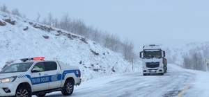 Ardahan-Artvin kara yolu ağır tonajlı araç geçişine kapatıldı
