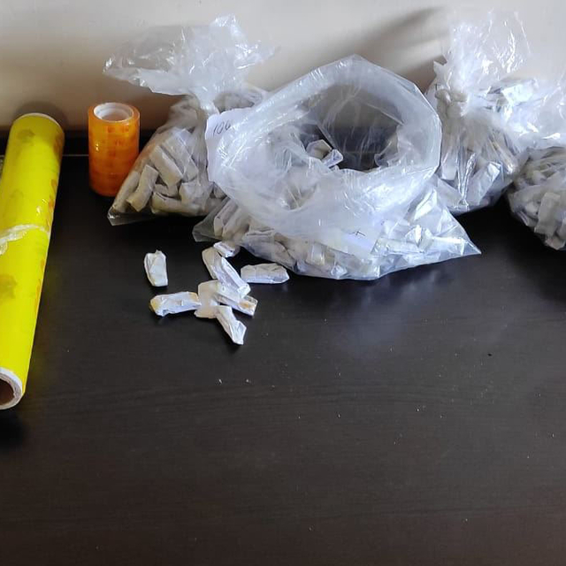 Bitlis'te uyuşturucu operasyonunda 2 kişi tutuklandı