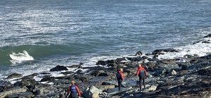 Rize'de denizde kaybolan kadını arama çalışması başlatıldı