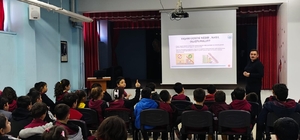 Yahşihan'da öğrencilere afet eğitimi veriliyor