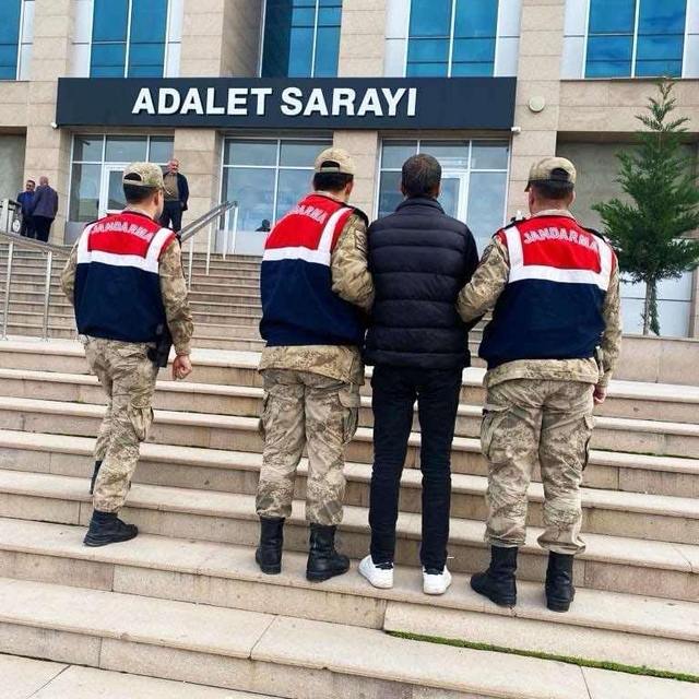 Van'da gözaltına alınan 47 şüpheliden 10'nu tutuklandı