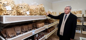 Sakarya'da belediyenin tesisinde 3 ayda 10 ton sebze ve meyve kurusu üretil...