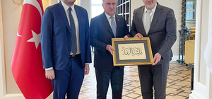 Çınarcık'ta yeni modern futbol sahası yapımı için protokol imzalandı