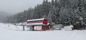 Yıldıztepe Kayak Merkezi'nde kar yağışı etkili oluyor