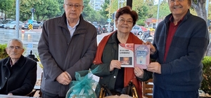 Orhaneli'de de görev yapan emekli öğretmen 50 yıl sonra öğrencileriyle Anta...