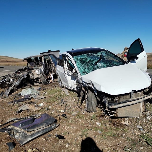 Kazada ölen dayı ile yeğeni, toprağa verildi