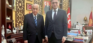 Aliağa Belediye Başkanı Acar, aday adaylığı başvurunda bulundu