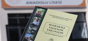 Lise öğrencileri, Tekirdağ'ın manilerini kitap haline getirdi