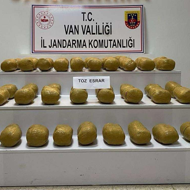 Van'da 51 kilo 73 gram uyuşturucu ele geçirildi