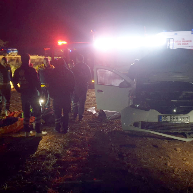 Mardin'de devrilen otomobildeki 5 kişi yaralandı
