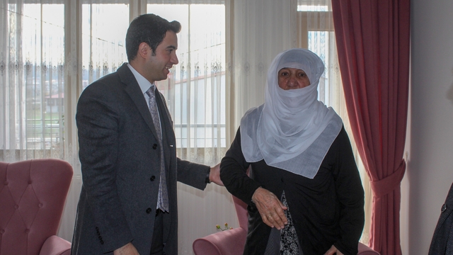 Genç Kaymakamı Muhammet Güzel şehit ailelerini ziyaret etti
