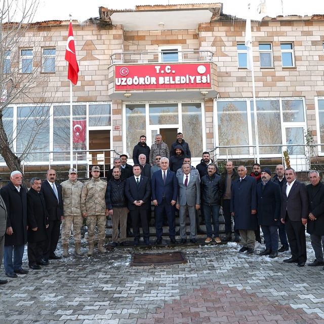 Muş Valisi Çakır, Bulanık'ta incelemelerde bulundu