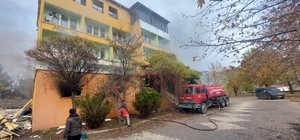 Tunceli'de eski ilçe belediye binasında çıkan yangın söndürüldü