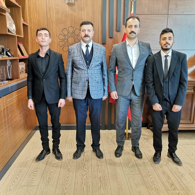 Baskil Ülkü Ocakları Başkanı Özkan Kızılkaya'dan Kaymakam Kundakçı'ya ziyar...