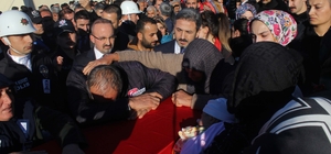 Bakan Göktaş'ın koruma polisi şehit Musa Erdem, son yolculuğuna uğurlandı