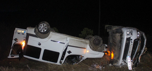 Uşak'ta iki hafif ticari aracın çarpıştığı kazada 8 kişi yaralandı