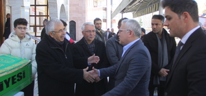 Eski Milletvekili Soluk'un vefat eden ağabeyi Zara'da toprağa verildi