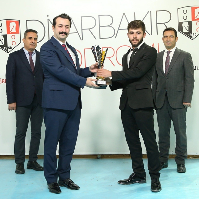 Diyarbakır'da Güneydoğu Spor Yazarları Derneği koşusu düzenlendi