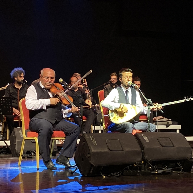 Bozlak ustası Muharrem Ertaş vefatının 39. yılında anıldı