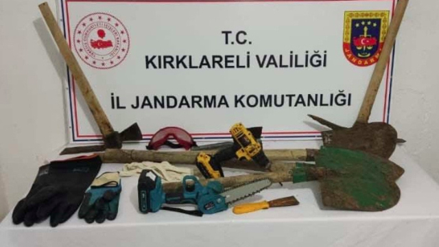Kırklareli'nde kaçak kazı yaptığı iddiasıyla 2 şüpheli yakalandı