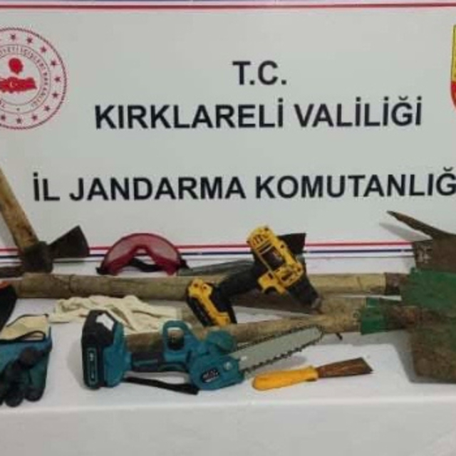 Kırklareli'nde kaçak kazı yaptığı iddiasıyla 2 şüpheli yakalandı