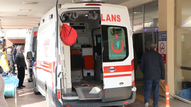 Yol kenarında başından vurulmuş olarak ölü bulundu